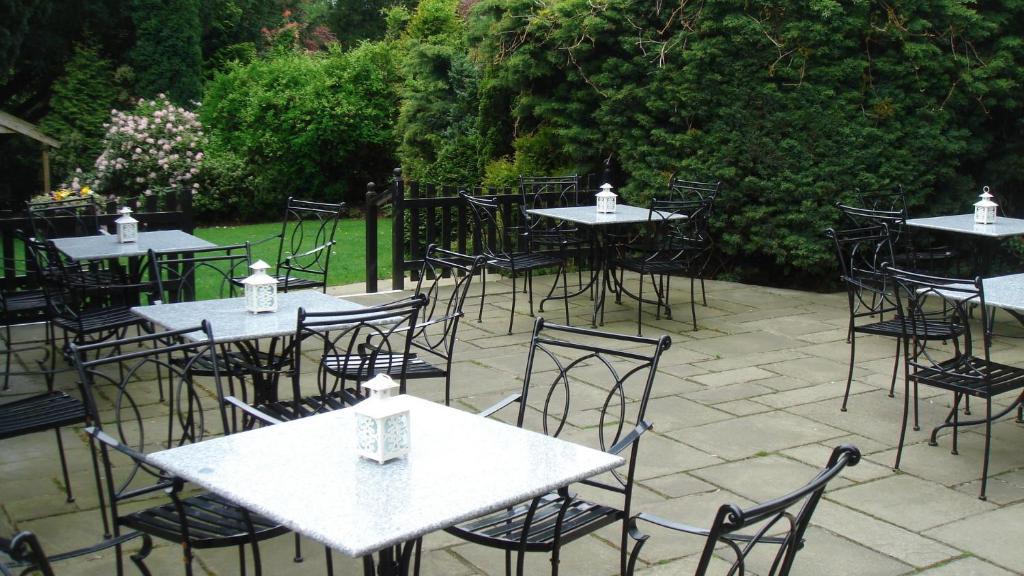 Deanwater Hotel Wilmslow Ngoại thất bức ảnh