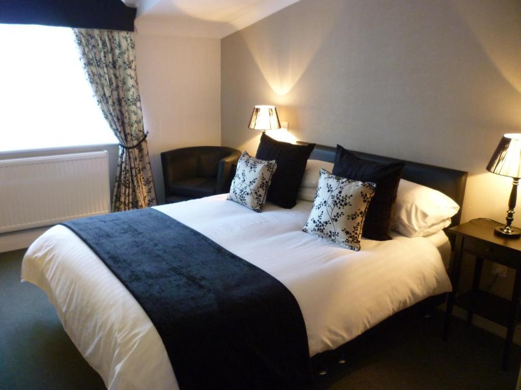 Deanwater Hotel Wilmslow Ngoại thất bức ảnh